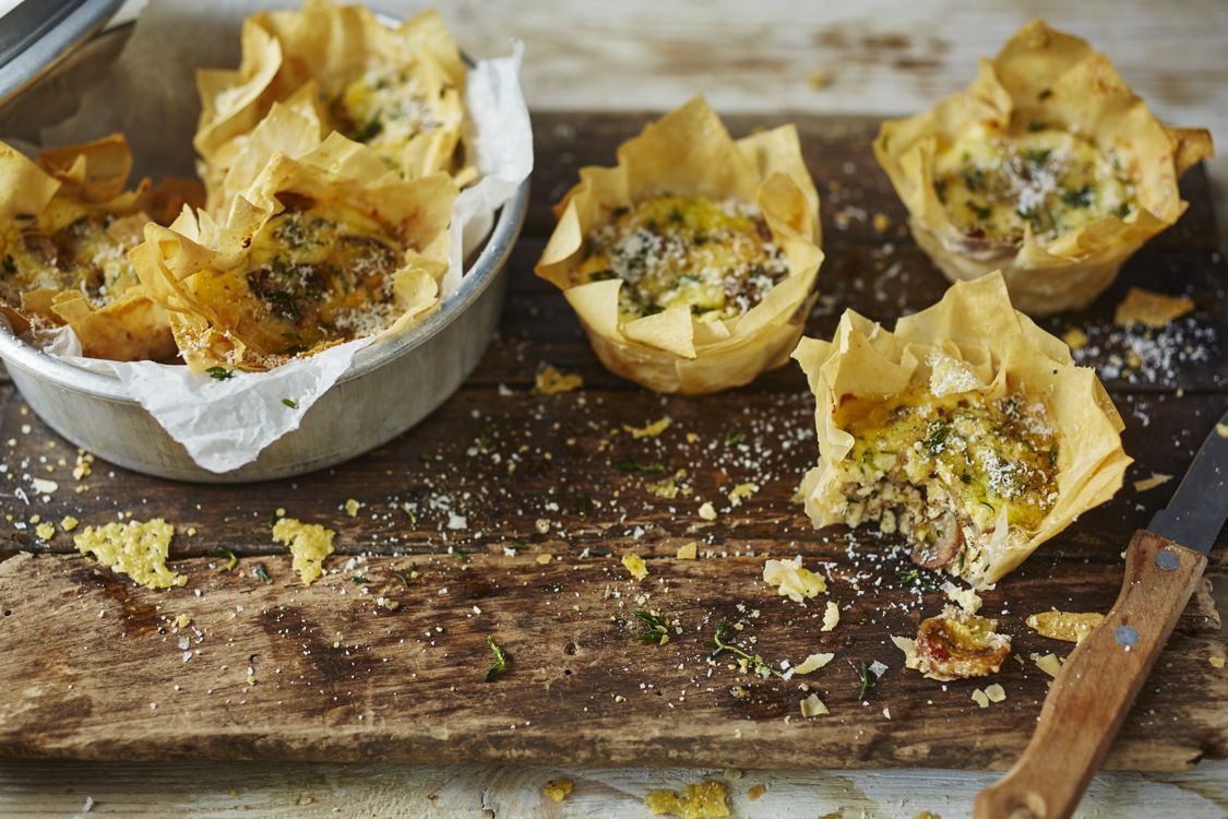Mini filo quiches with mushrooms & thyme