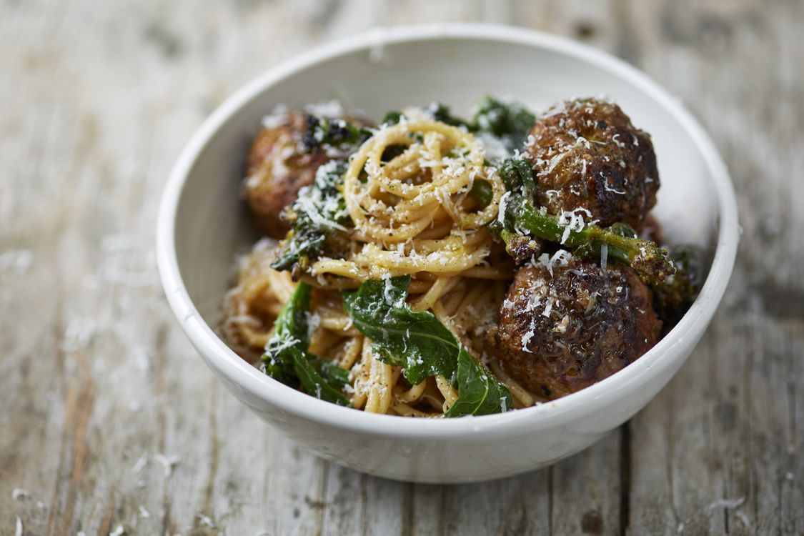 Spicy meatballs & spaghetti